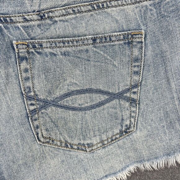 Abercrombie & Fitch Boyfriend Shorts Womens 8 Distressed Denim Low Rise Casual - Picture 12 of 14